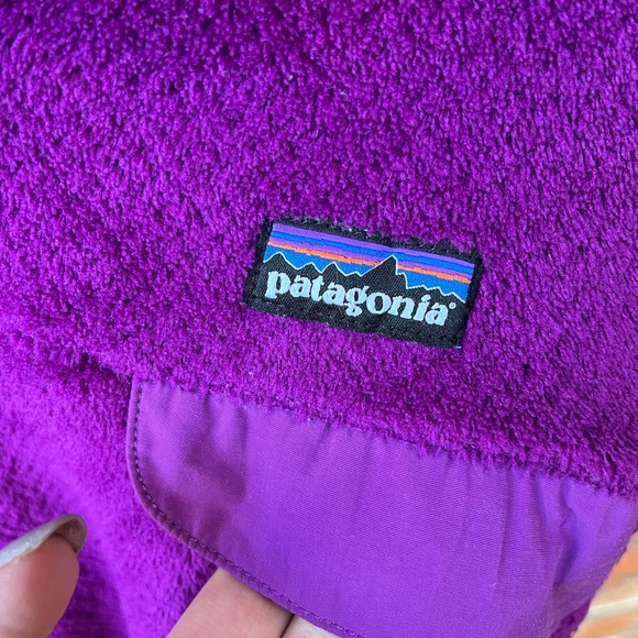 Patagonia Women's Vibrant Purple Fleece Jacket - Picture 3 of 6